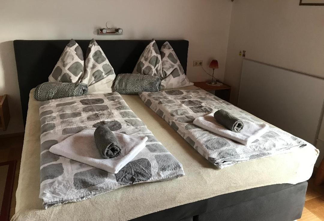 Ferienwohnung und Zimmer Kassar Bikertipp Mauterndorf  Exterior foto